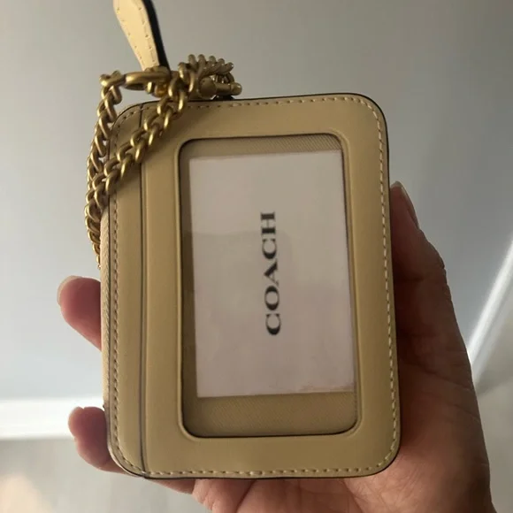 Coach Essential Chain Card Case - Picture 4 of 13